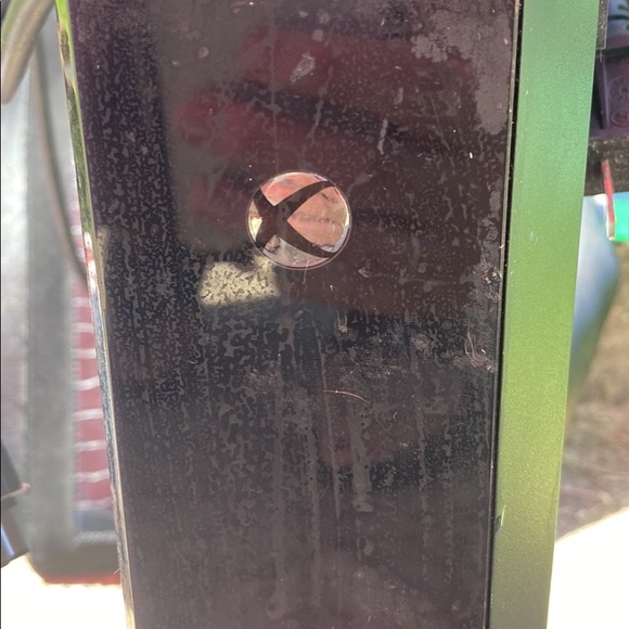 Xbox 1 - Picture 2 of 4